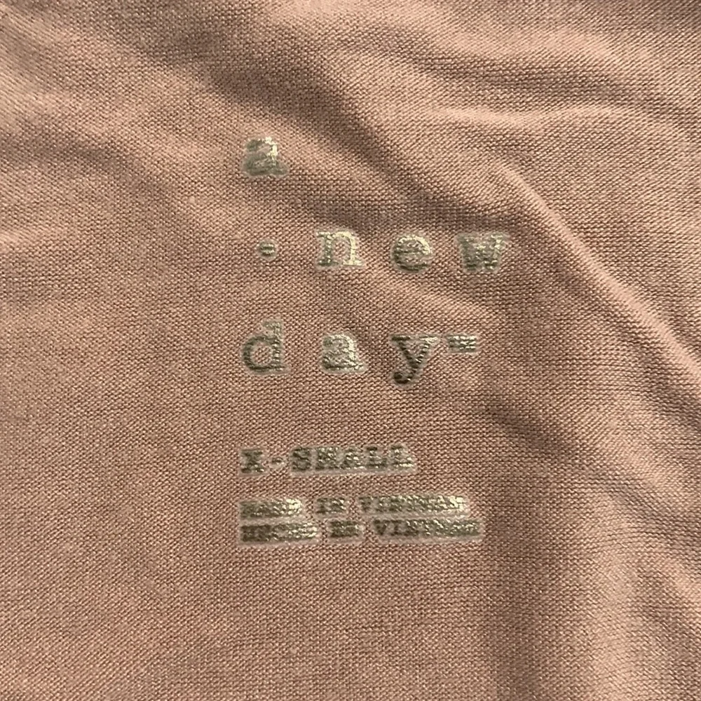 Basic Tee - Picture 2 of 2